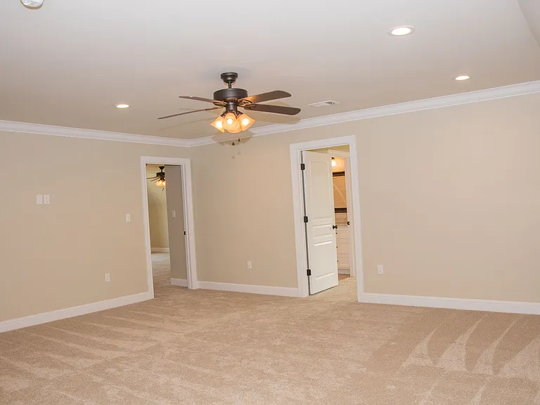 4269 Farmington Cv — Photo 33