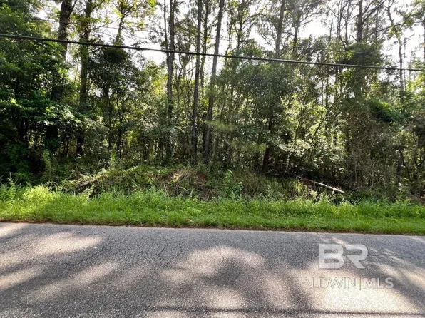 2420 Anton St, Whistler, AL 36612