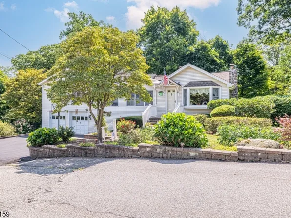 11 Cliffside Dr, West Milford Twp., NJ 07480