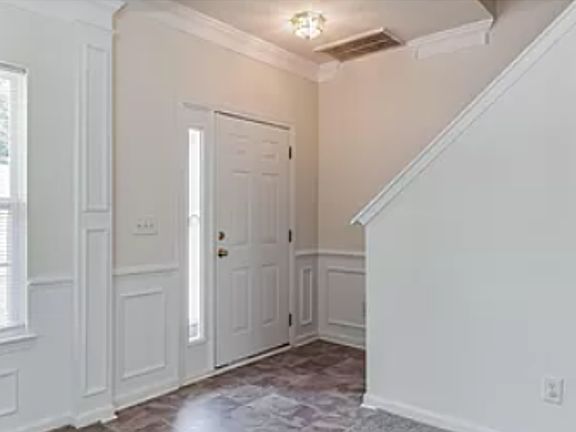2nd image of 3840 Broadwater Ct