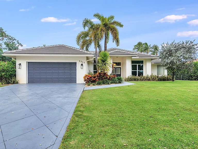 3317 Embassy Dr — Photo 36