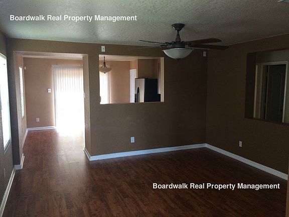 2nd image of 10066 Sungate Park