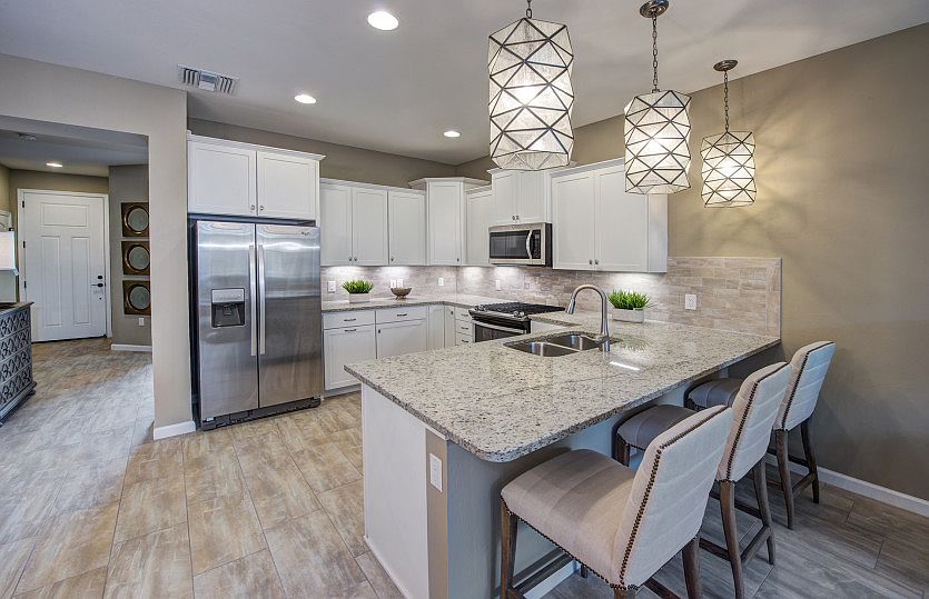 Model Representation Kitchen with open bar top