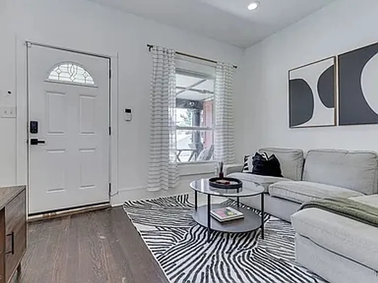 818 Parkway Ave — Photo 6