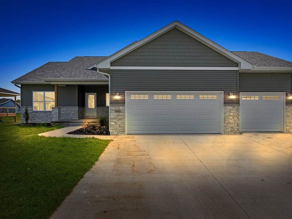 1st image of 1365 Remley St