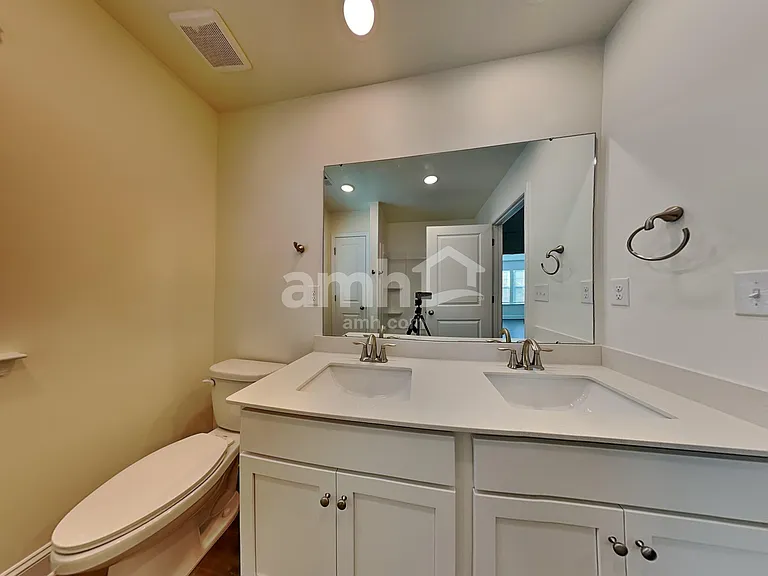 3511 Lincoln Heights Ln — Photo 16