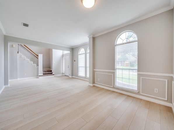4577 Crown Ridge Dr