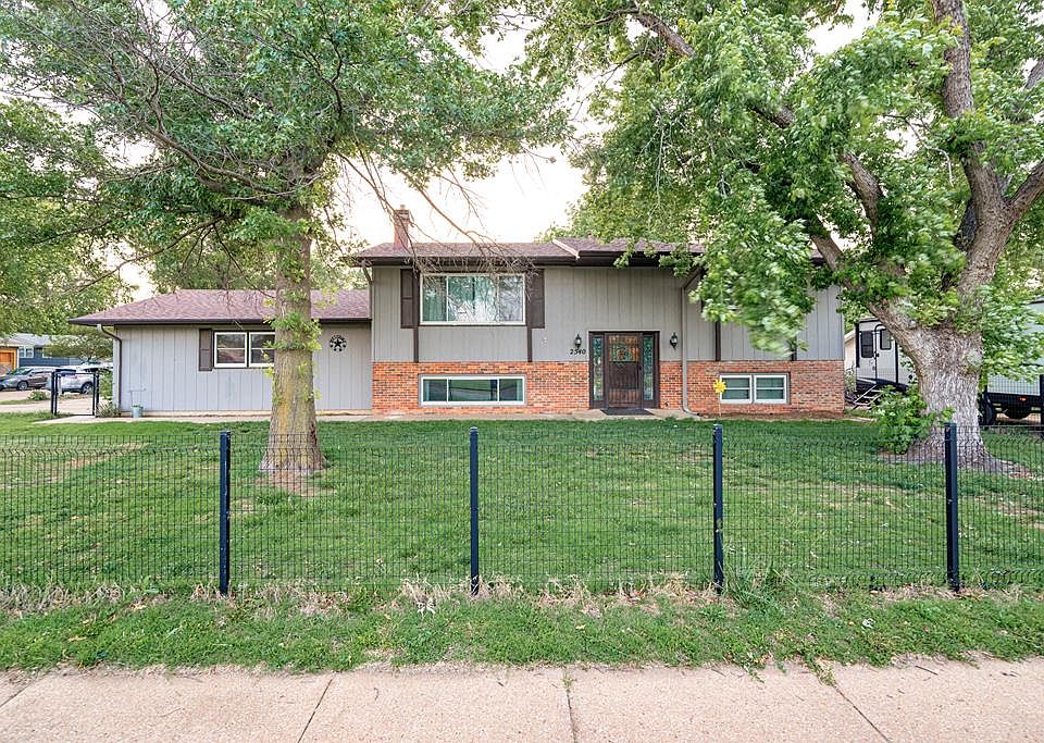 1st image of 2540 Belmont Blvd