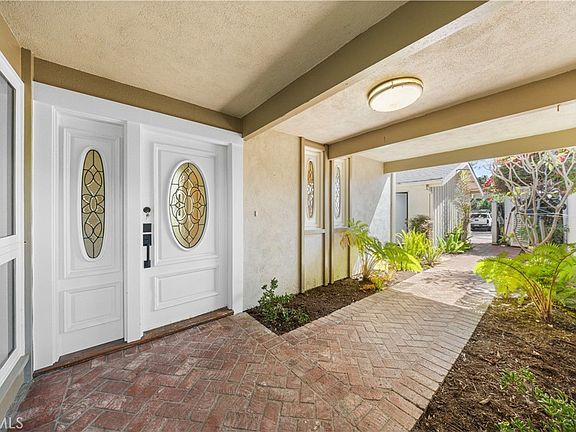 4th image of 4181 Sandburg Way