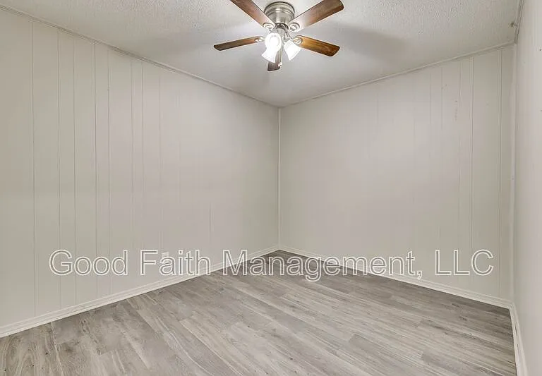 1813 Alder Dr — Photo 30