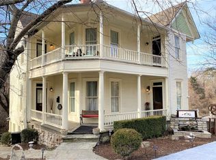 27 Paxos St, Eureka Springs, AR 72632