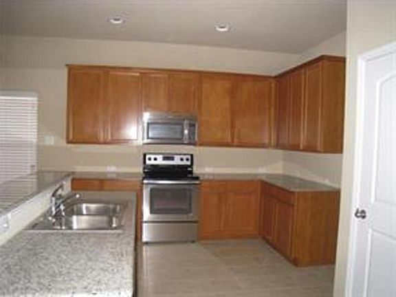 5th image of 4509 Sleepy Meadows Dr
