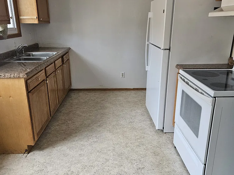 741 3rd Ave E #741 — Photo 5