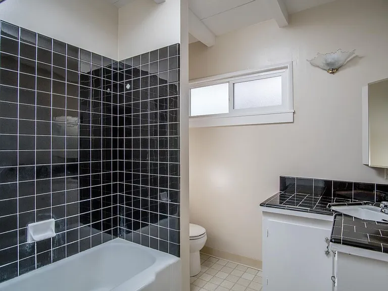 1145 Madera Ct — Photo 10