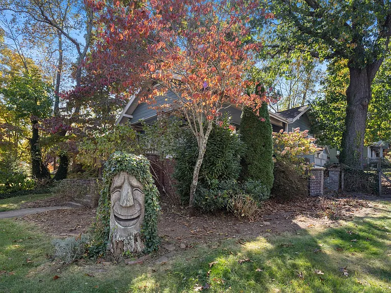 166 Flint St — Photo 27