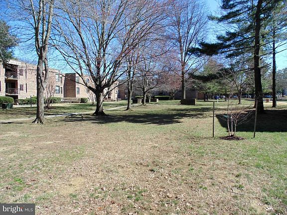 3rd image of 7 Silverwood Cir APT 11