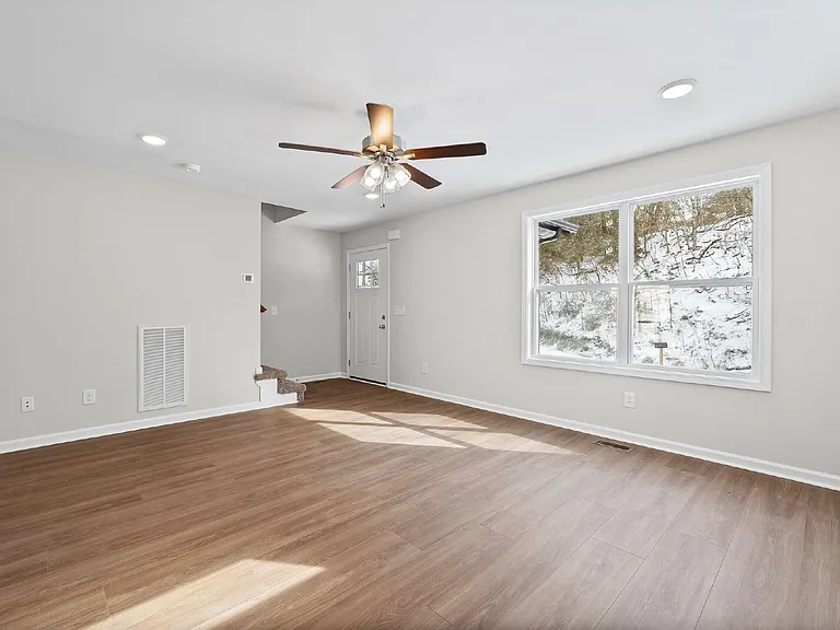 839 Cumberland Dr — Photo 6