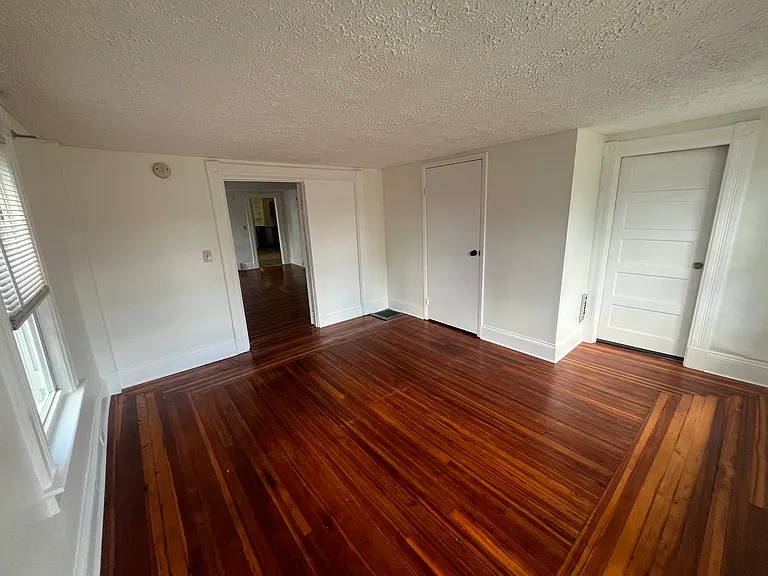 704 Enfield St #A — Photo 16