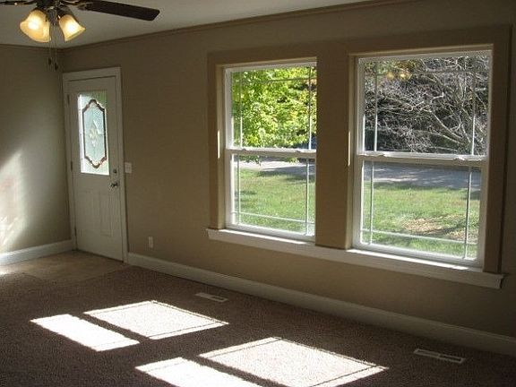 2nd image of 5531 Auburn Ave
