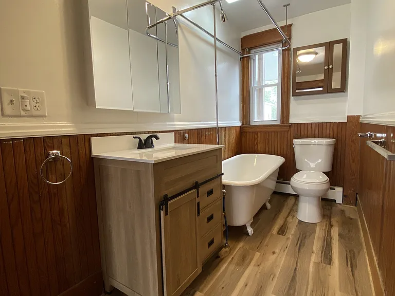 98 Walnut St #3 — Photo 12