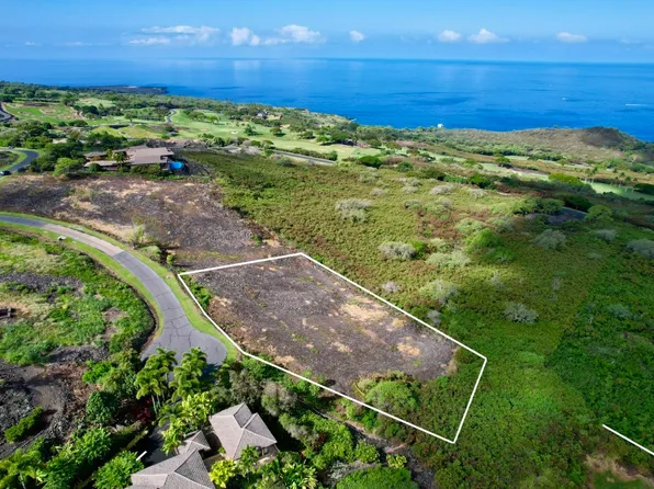 81-6691 Pakaukani Pl Lot 24, Kealakekua, HI 96750