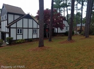 3555 Thamesford Rd, Fayetteville, NC 28311