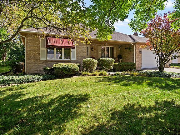 2nd image of 1222 Averill Dr
