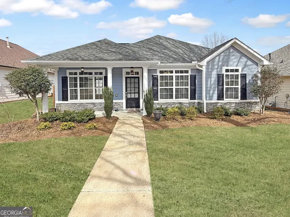 7 Medallion Park, Newnan, GA 30265