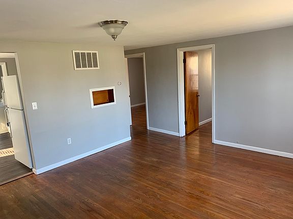 2nd image of 227 S Randolph Ave