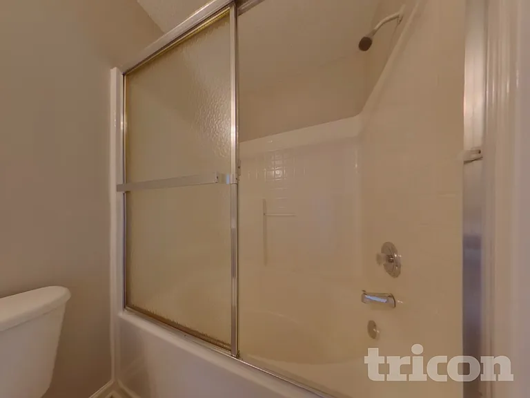 119 W Waverly Place Ct — Photo 11