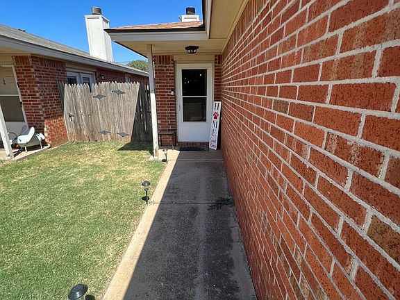 5th image of 2612 81st St Unit B