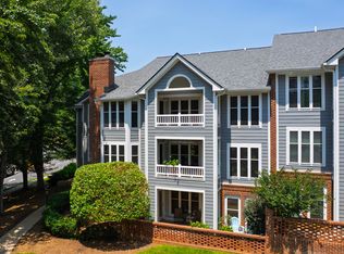 911 Washington St APT 304, Raleigh, NC 27605