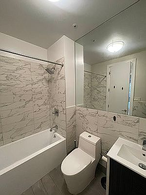 4th image of 343 Chauncey St #1A