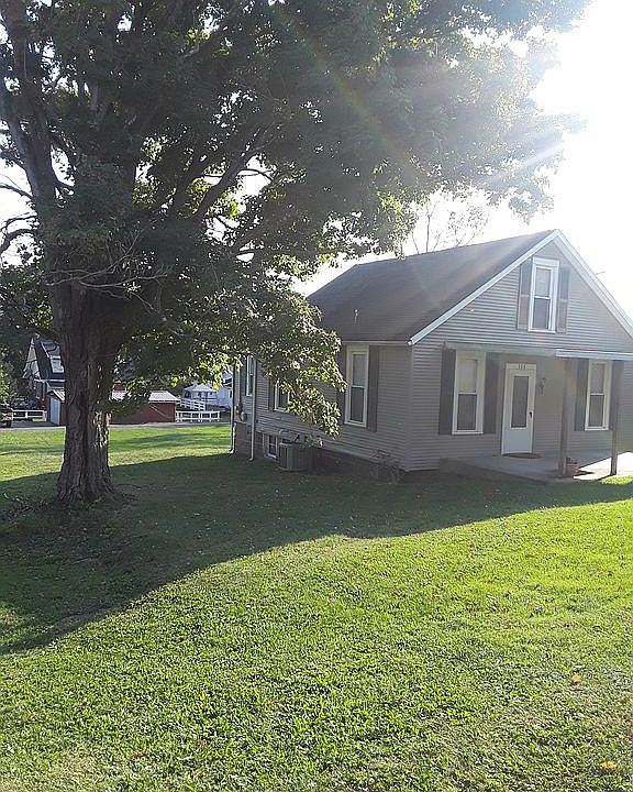 1st image of 306 Poplar St