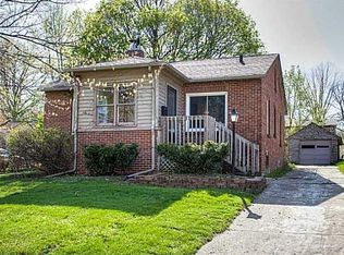 1236 56th St, Des Moines, IA 50311