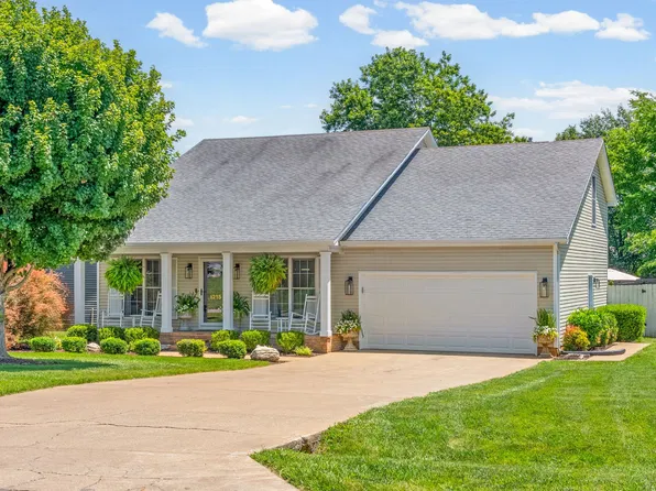 1215 Bark Ridge Cir, Hopkinsville, KY 42240