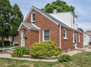 4248 S 4th St, Milwaukee, WI 53207