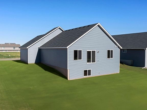 2nd image of 368 Ridge Rd
