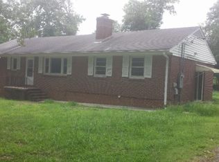 2512 Sharpe Rd, Greensboro, NC 27406