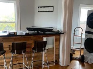 90 Holland St #3D, Somerville, MA 02144