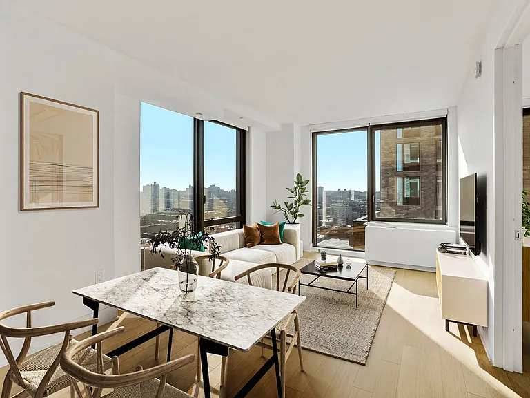 662 Pacific St #19B — Photo 4