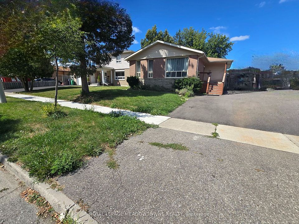 1st image of 46 Reigate Ave
