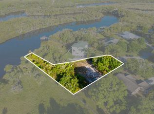 845 Robin Ln, Sebastian, FL 32958