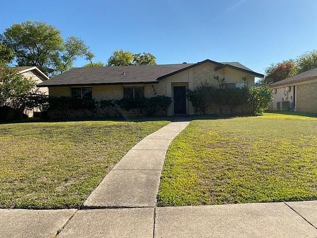 1st image of 2826 Chariot Ln