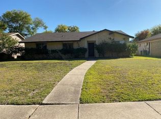 2826 Chariot Ln, Garland, TX 75044