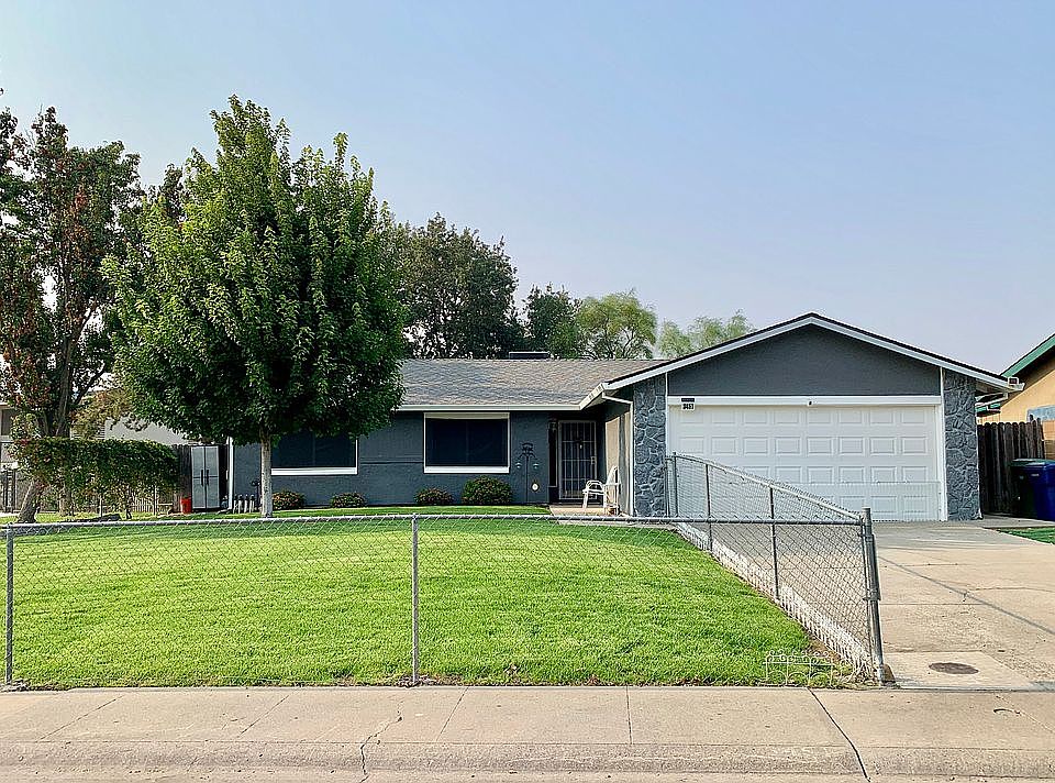1st image of 3451 Scotland Dr
