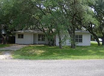 1st image of 200 Myrtle Ln
