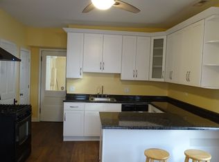 5622 N. Mango Ave, Chicago, IL 60646