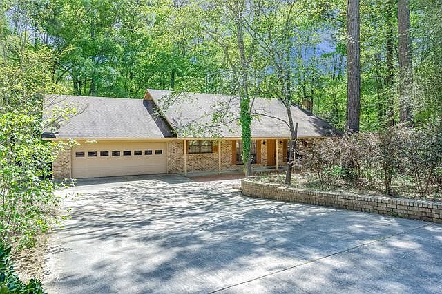 1st image of 108 Beaver Ln