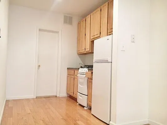 Rented by Best Apartments North Inc | media 32